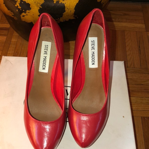 Hells heels 👠 - Picture 4 of 5